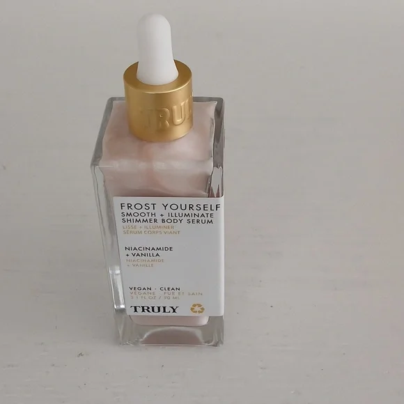 Truly Frost Yourself Shimmer Body Serum - Picture 3 of 3